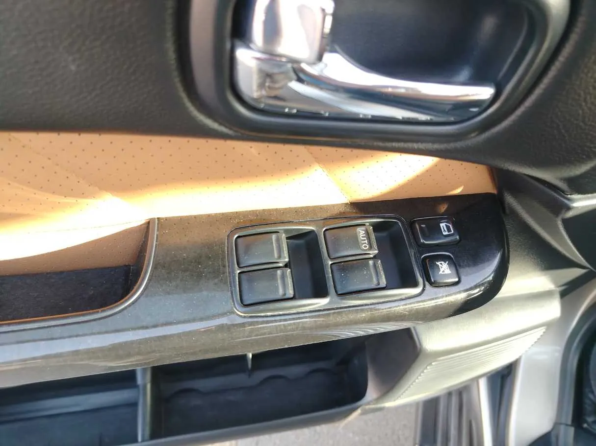 Car image 41