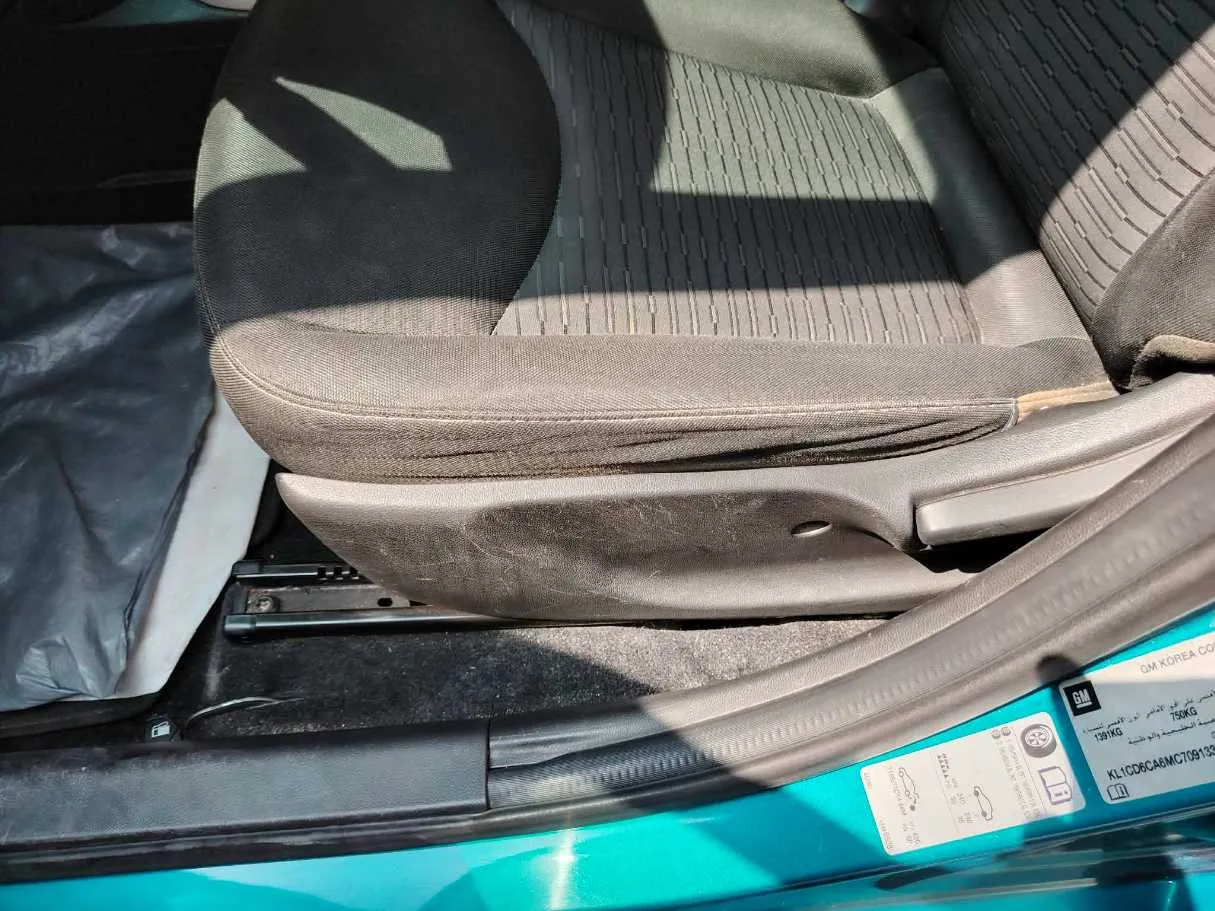 Car image 36