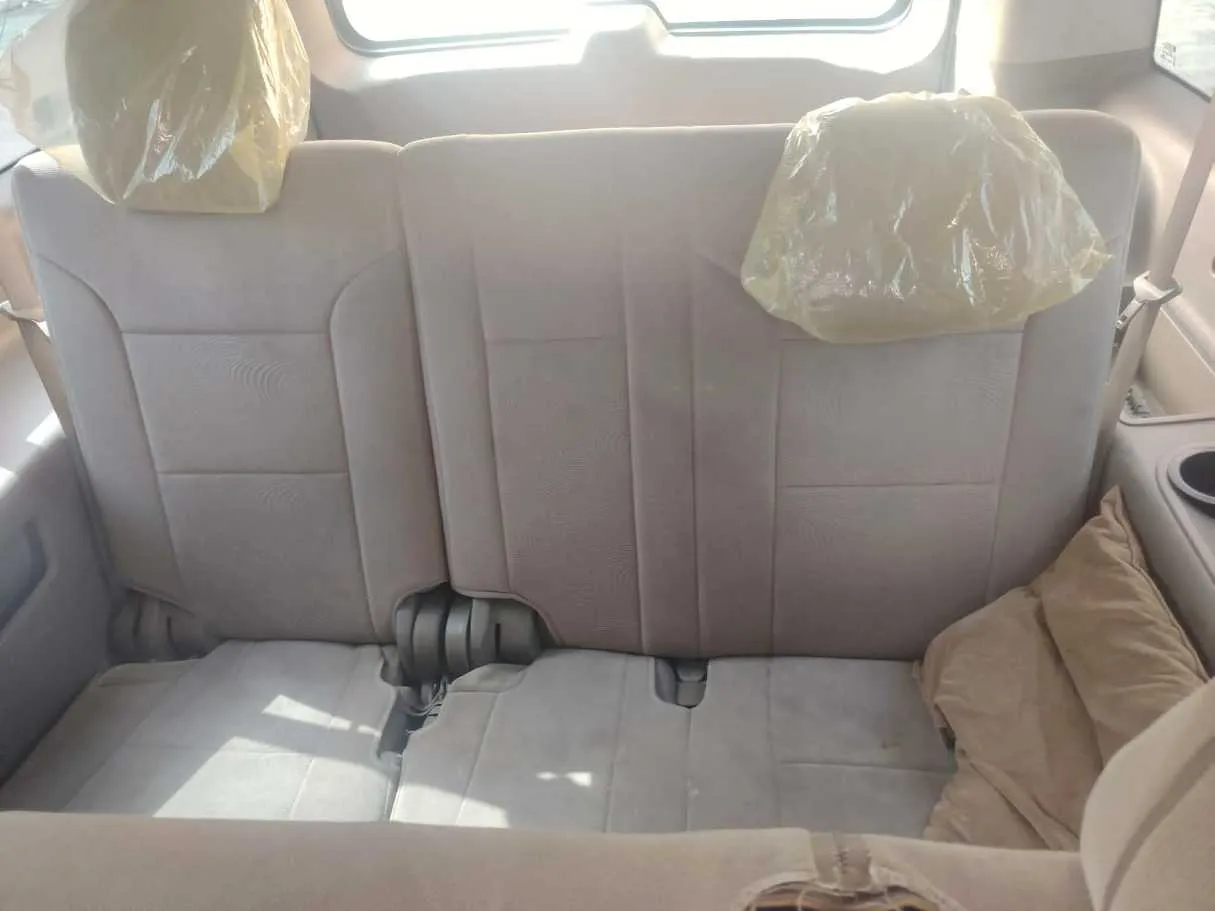 Car image 30
