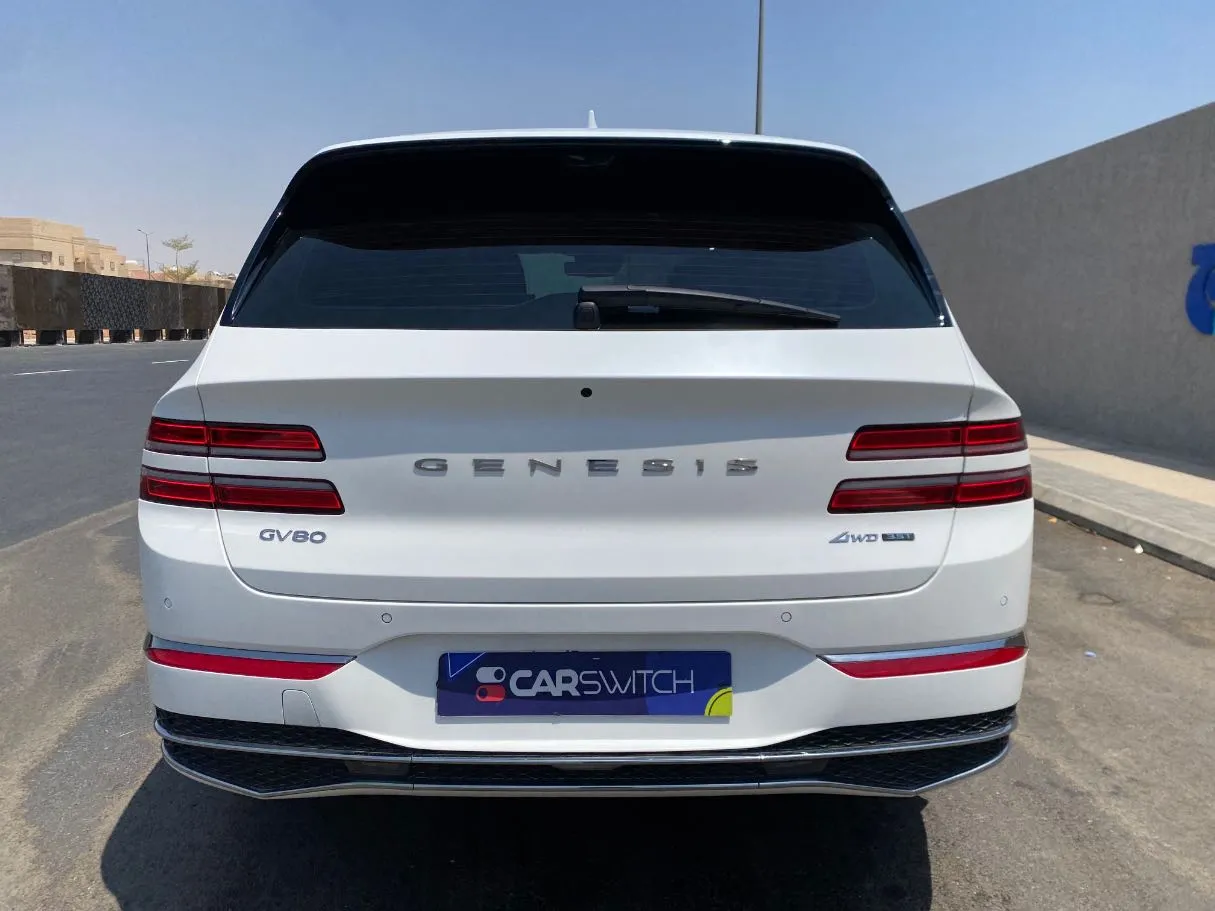Car image 6