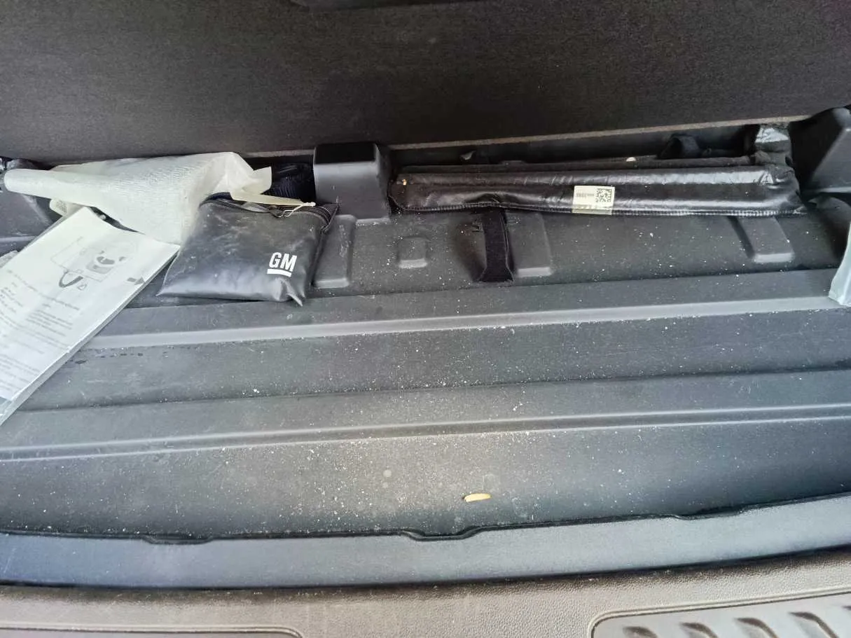 Car image 31