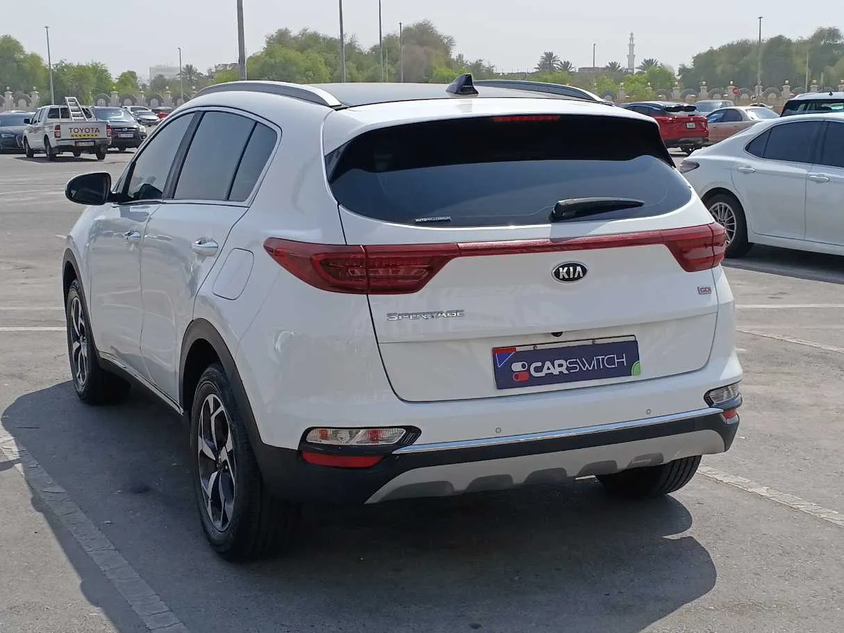 Car image 7