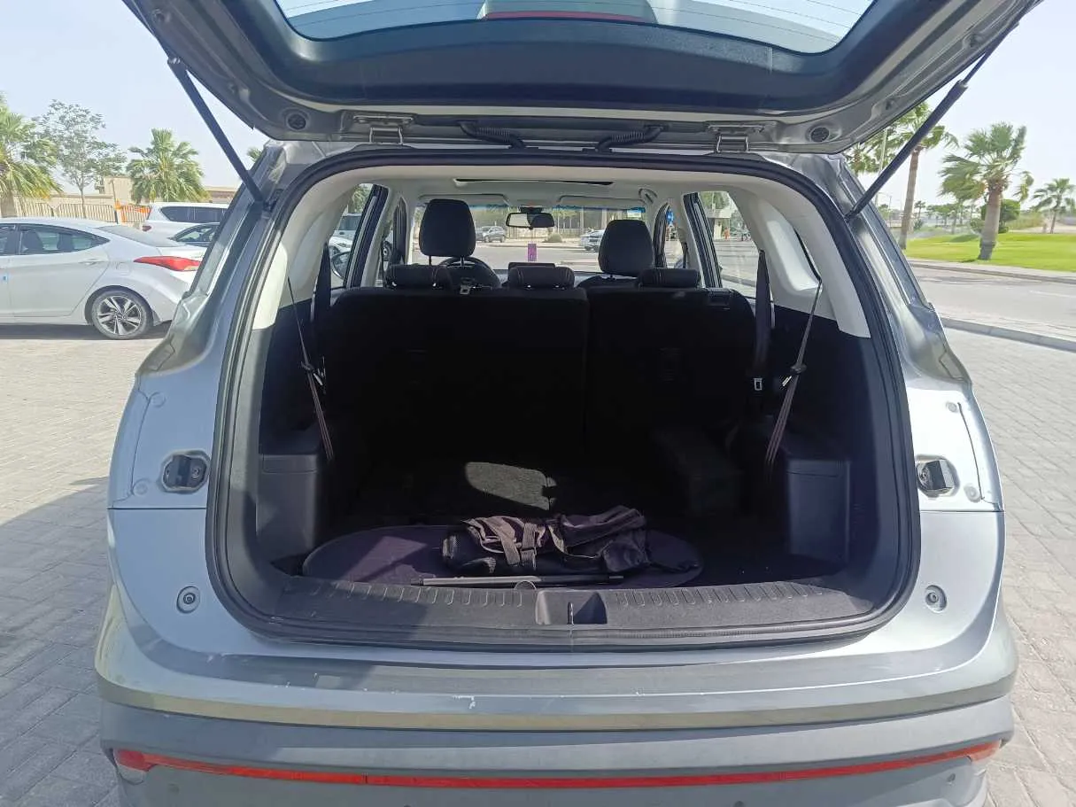 Car image 29