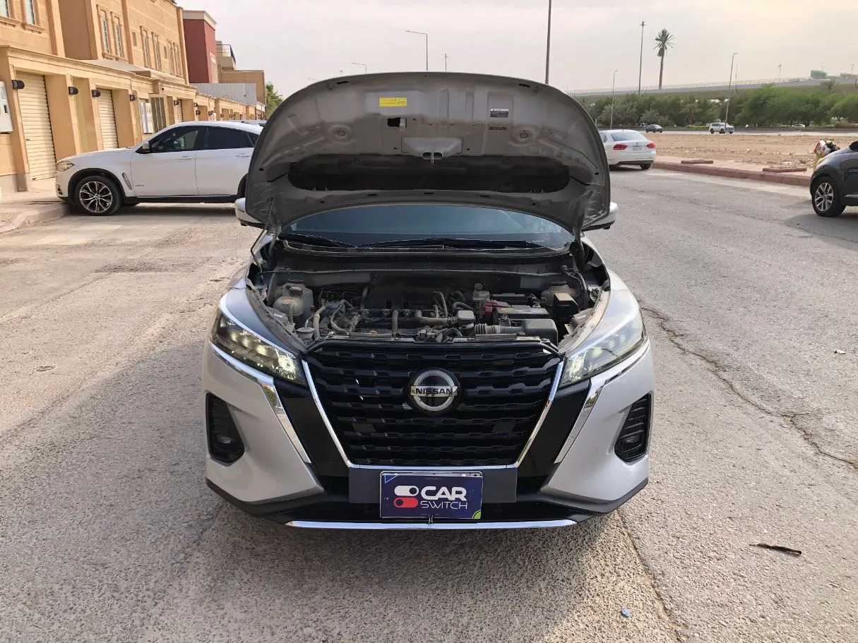 Car image 22