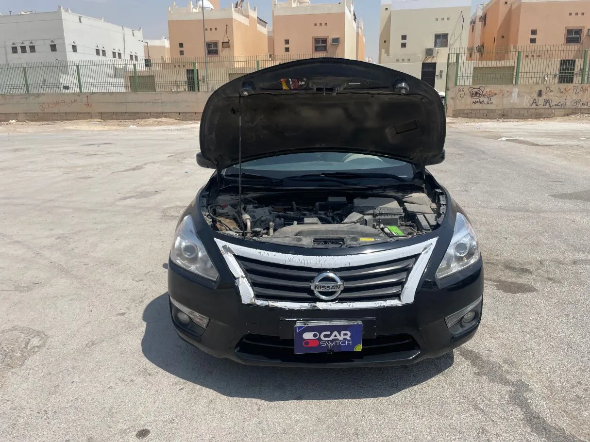 Car image 24