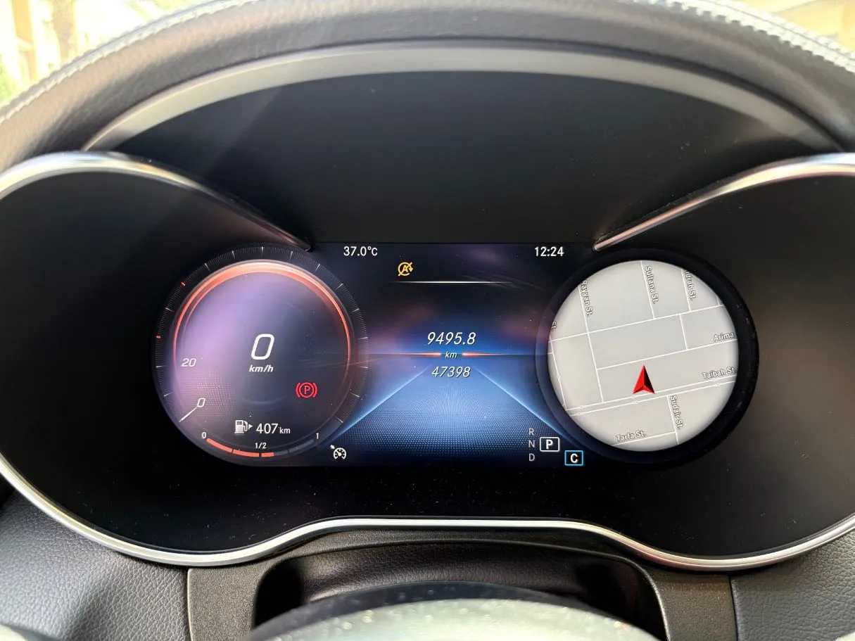 Car image 23