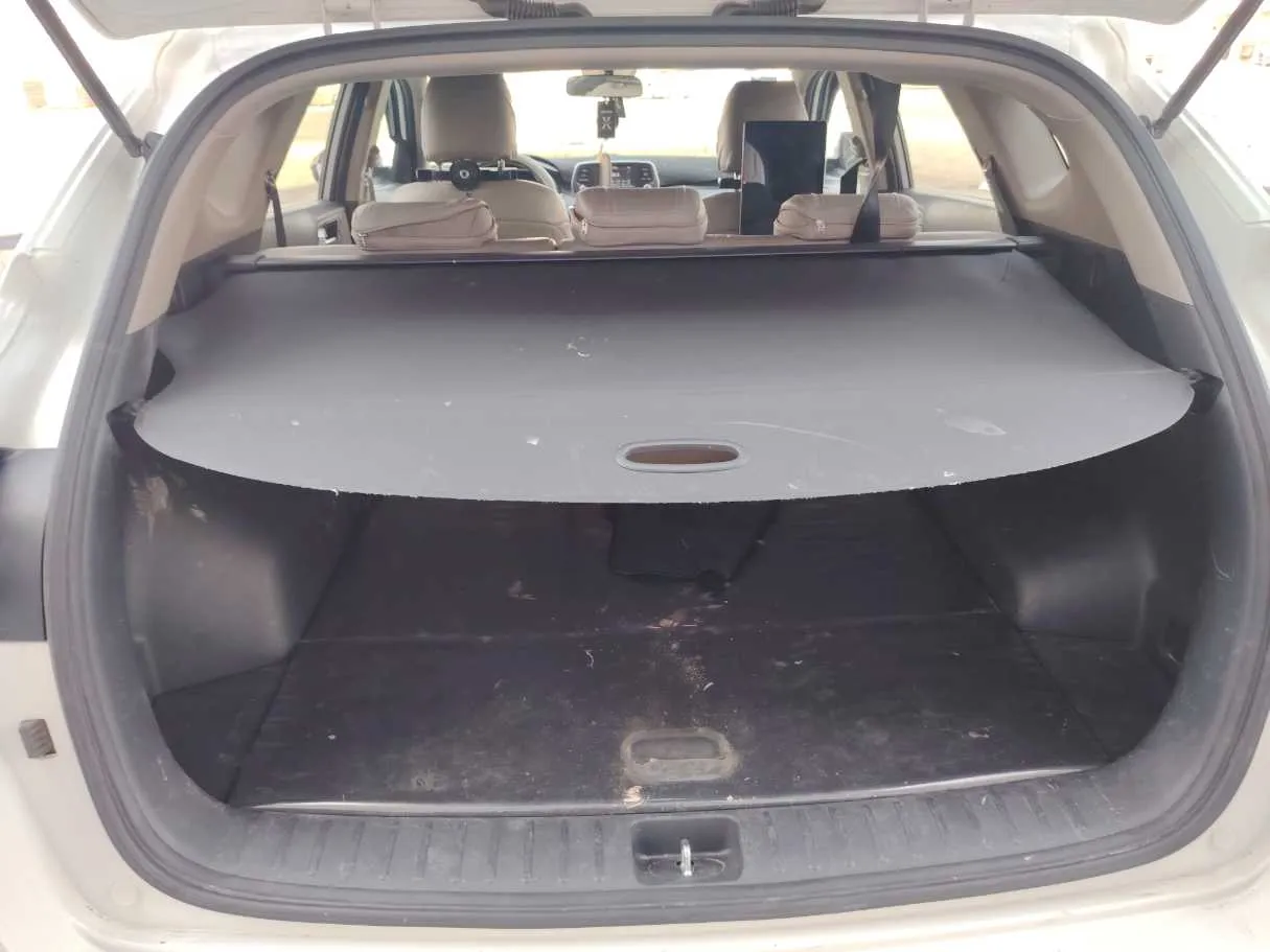 Car image 24