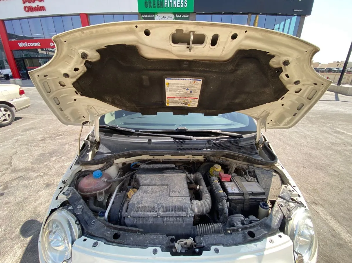 Car image 22