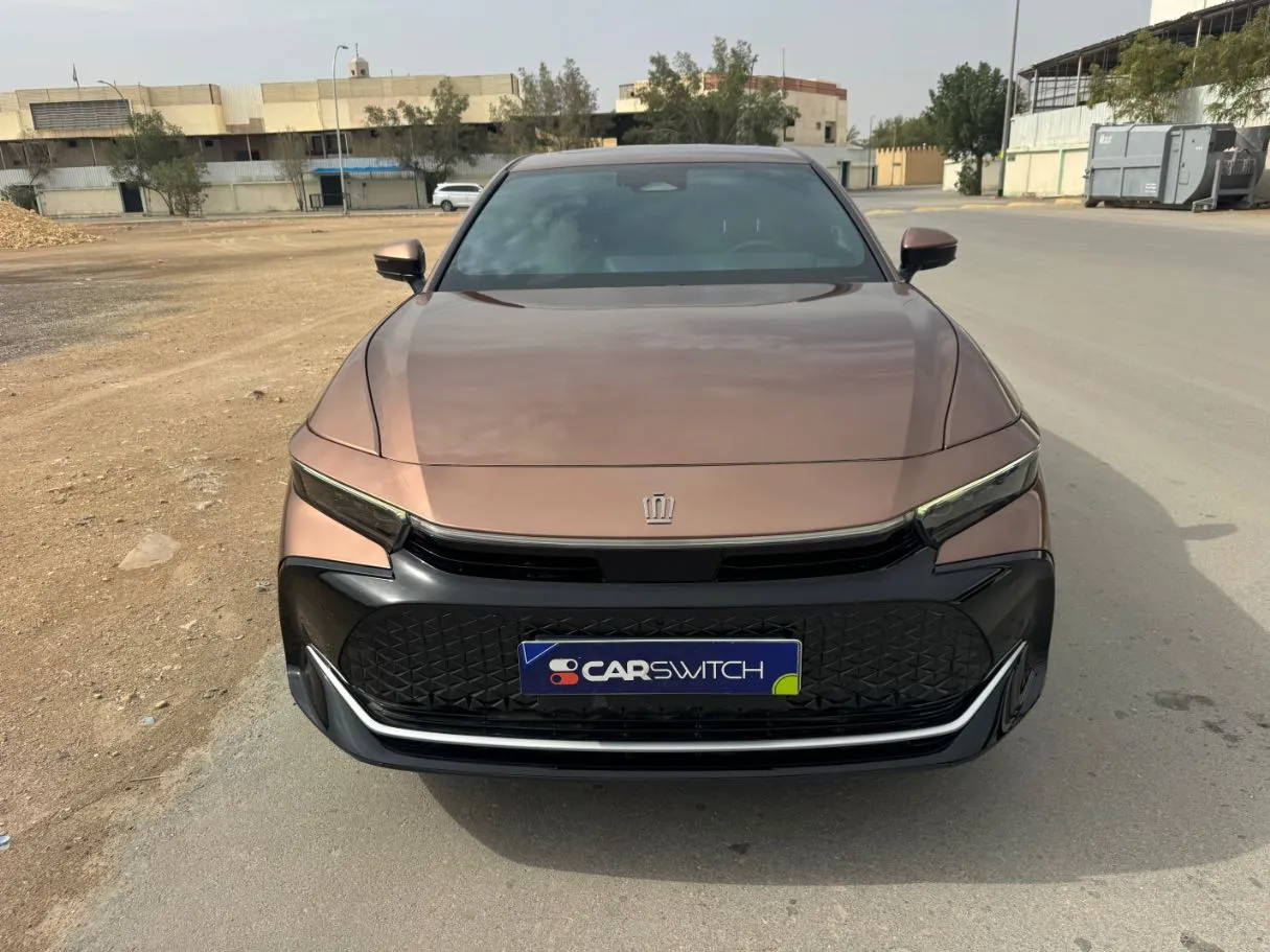 Car image 2