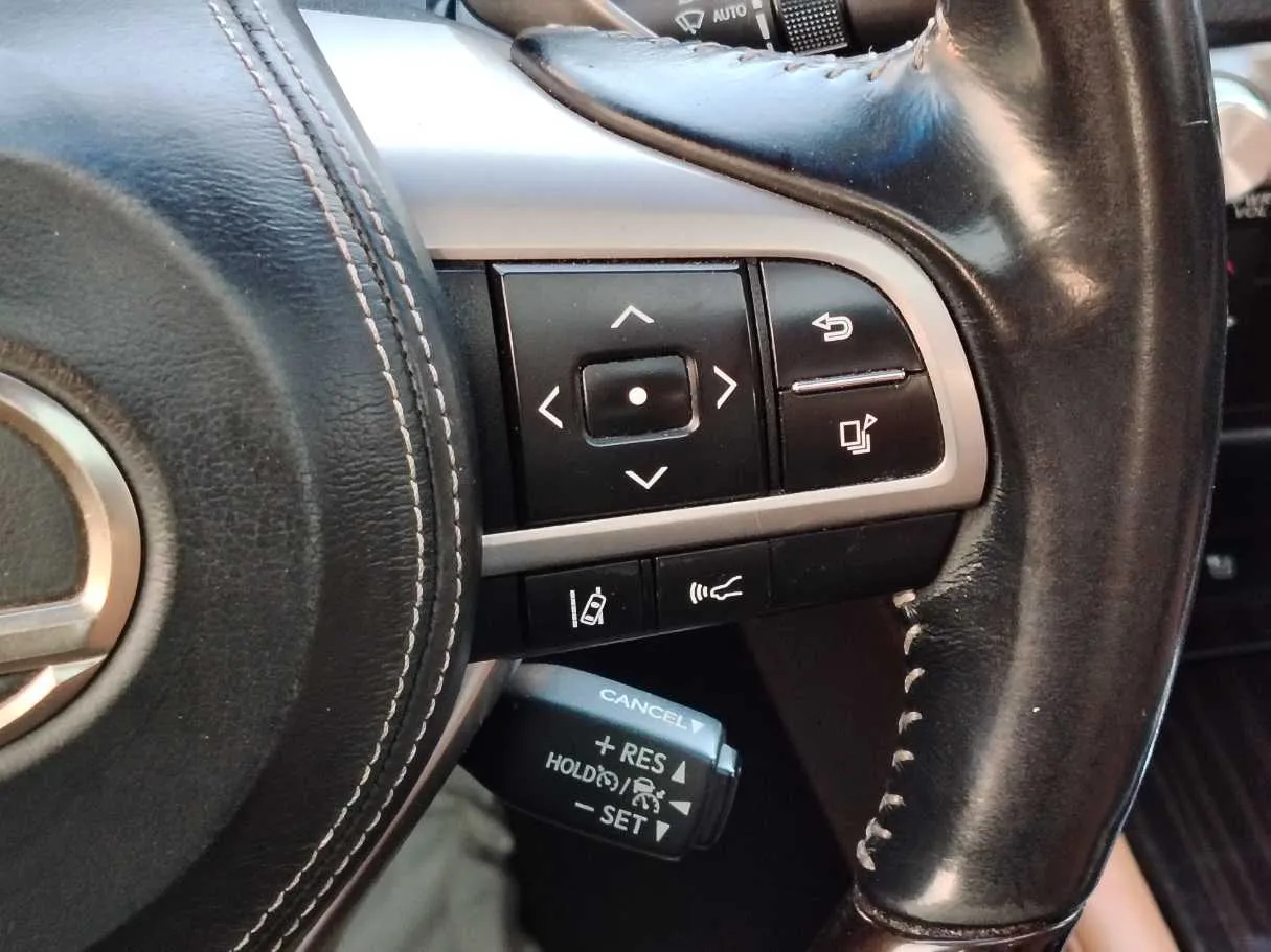 Car image 39