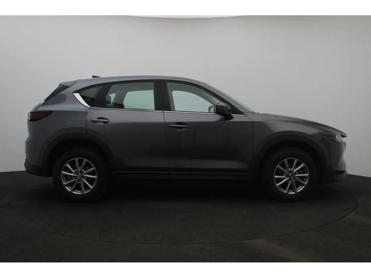 Car image 13