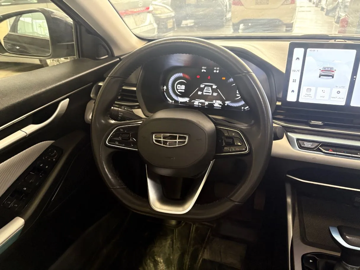 Car image 22