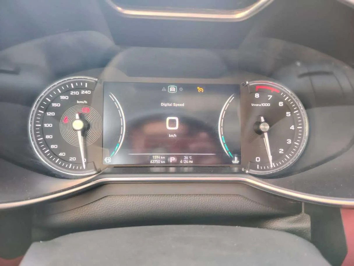 Car image 28