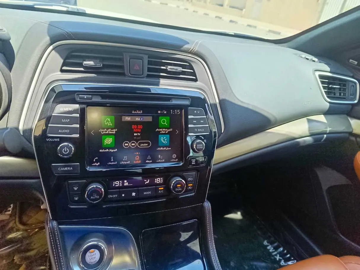 Car image 27