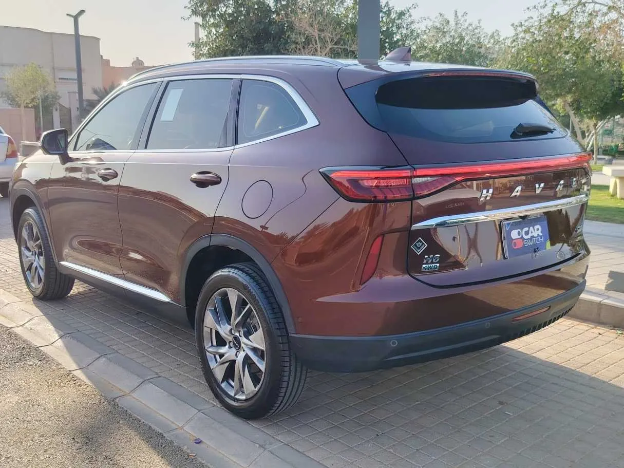 Car image 7