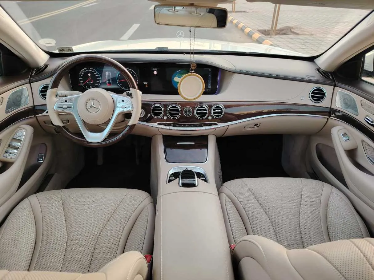 Car image 21