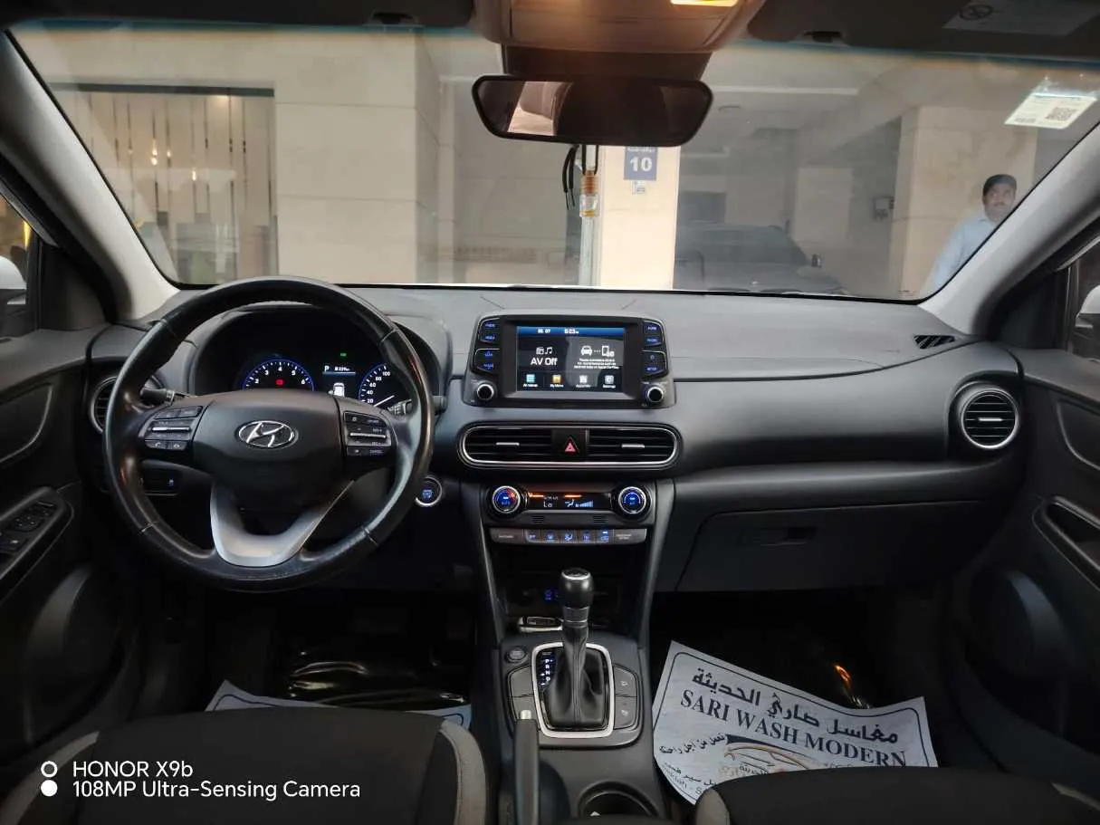Car image 21