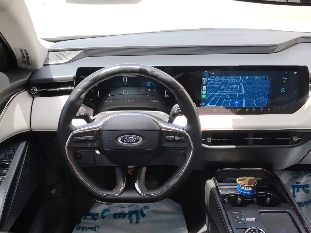 Car image 28