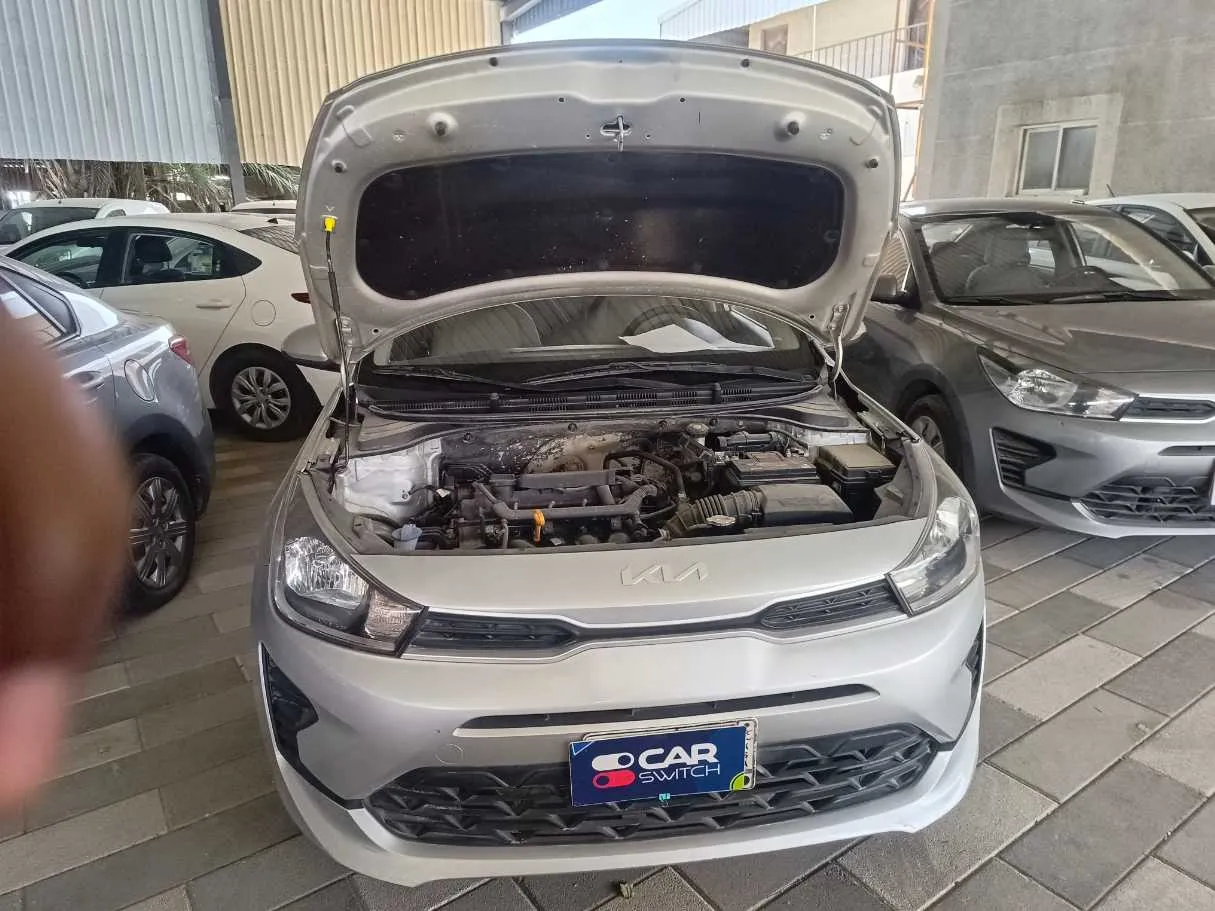 Car image 23