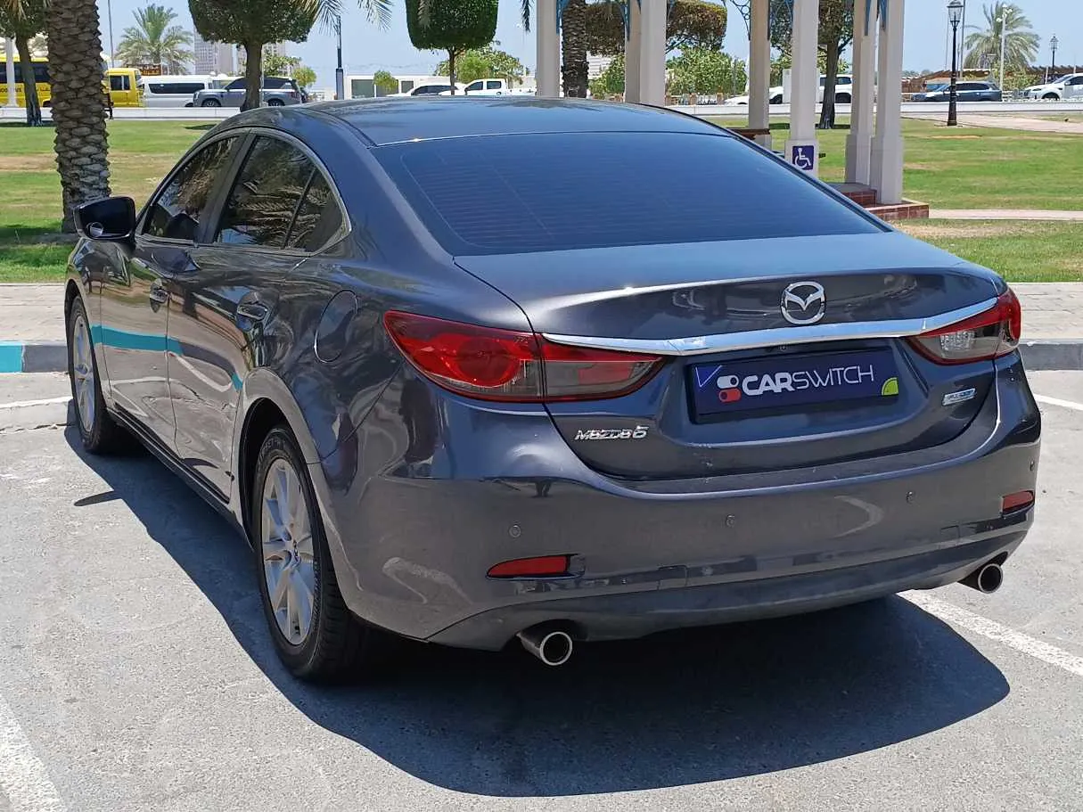 Car image 7