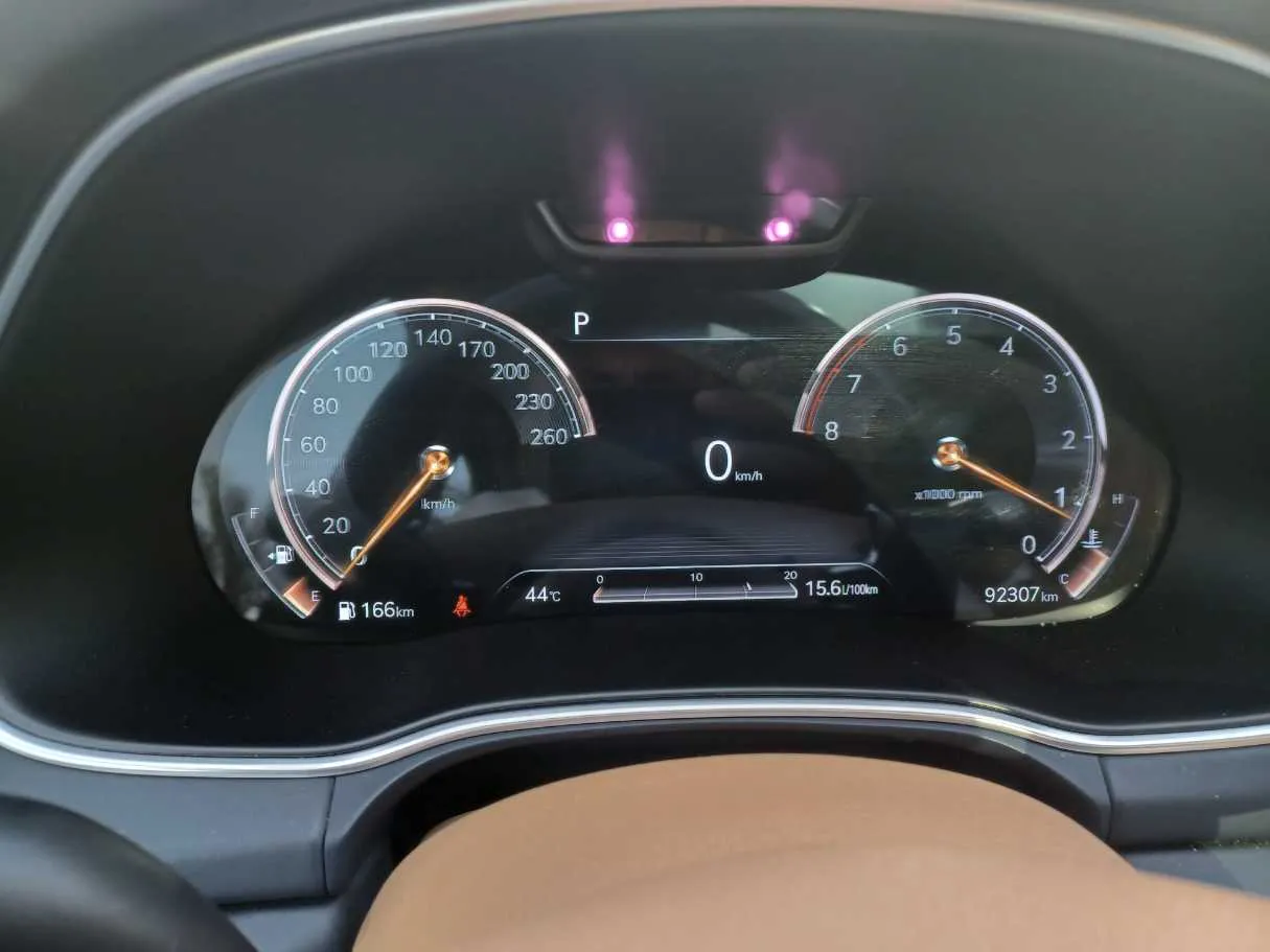 Car image 20