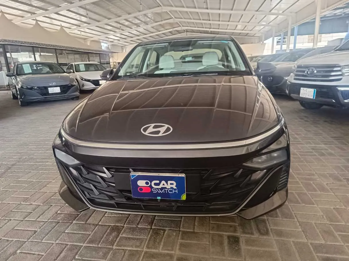 Car image 2