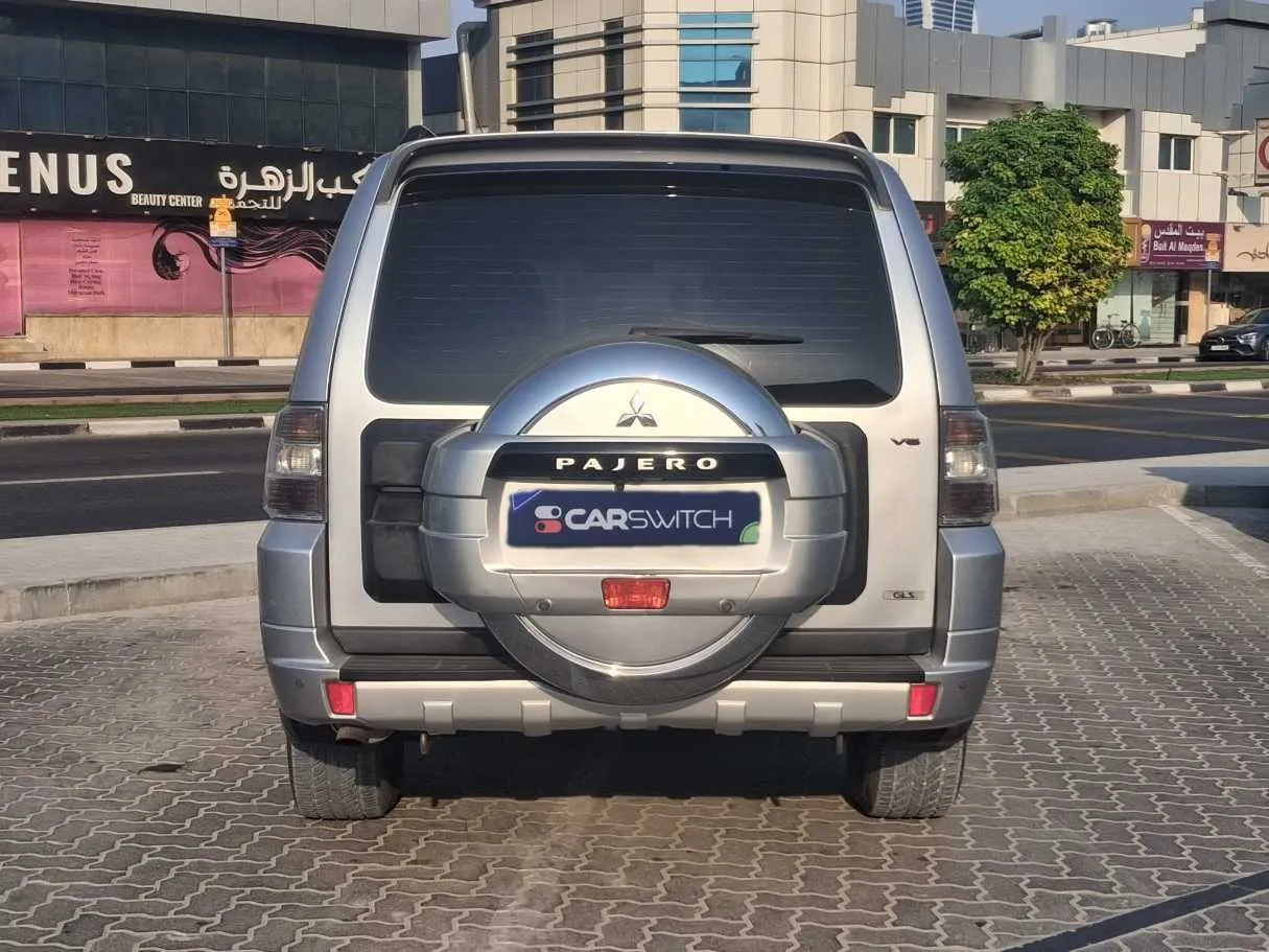 Car image 6