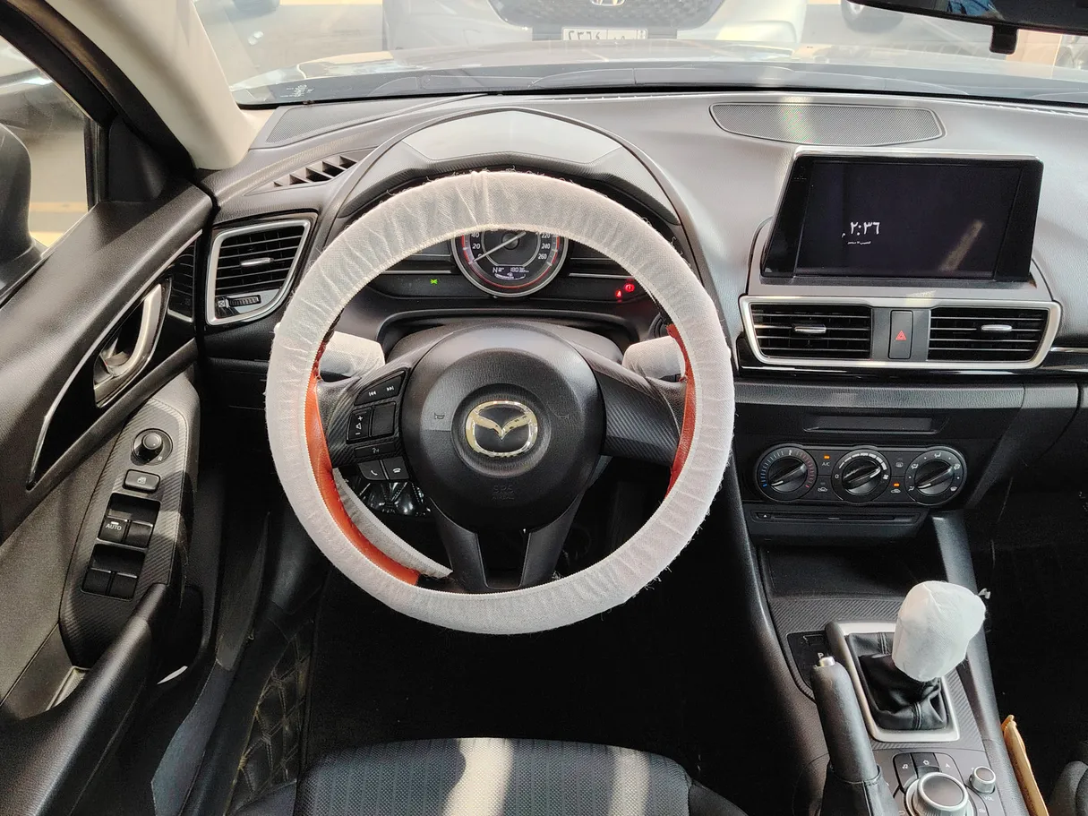 Car image 21