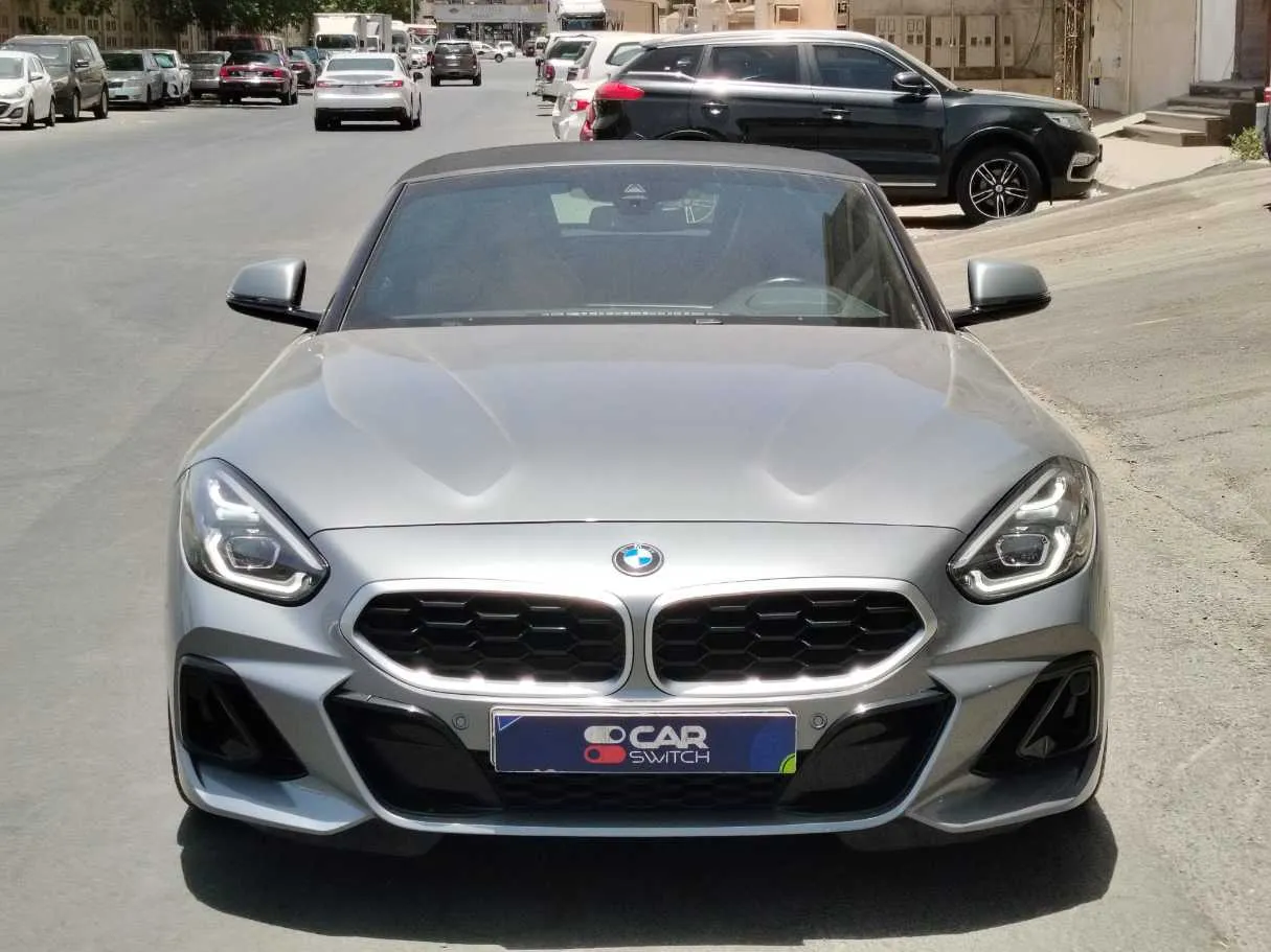 Car image 2