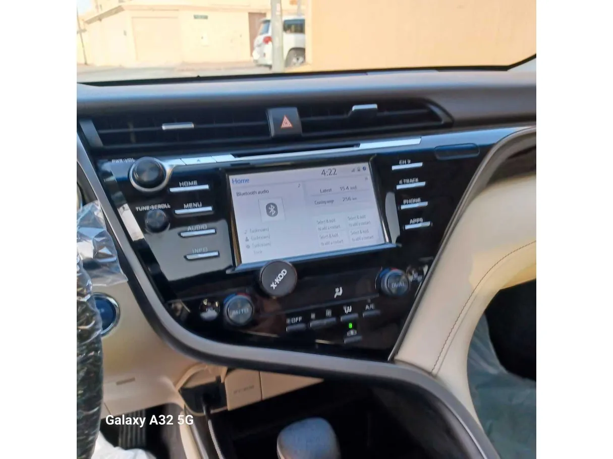 Car image 22