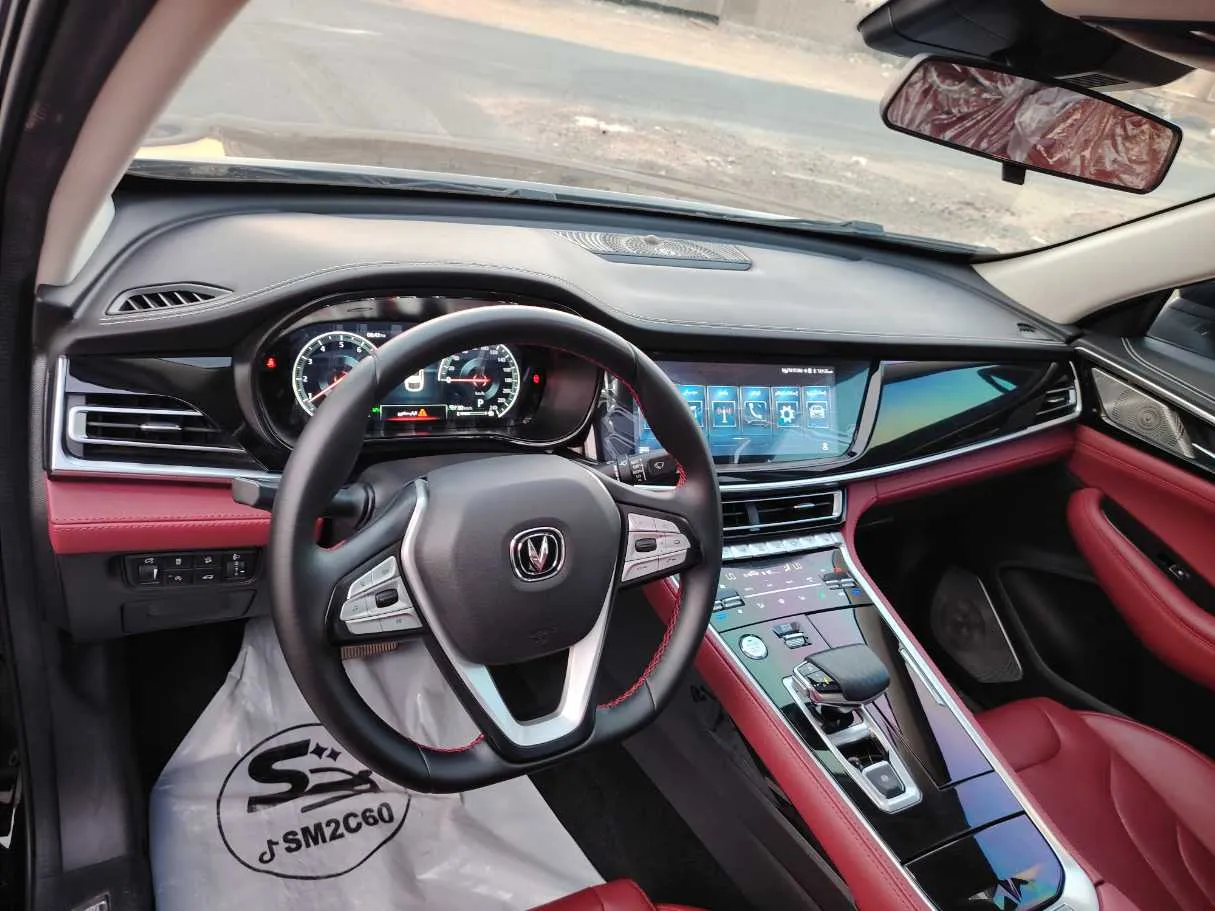 Car image 11
