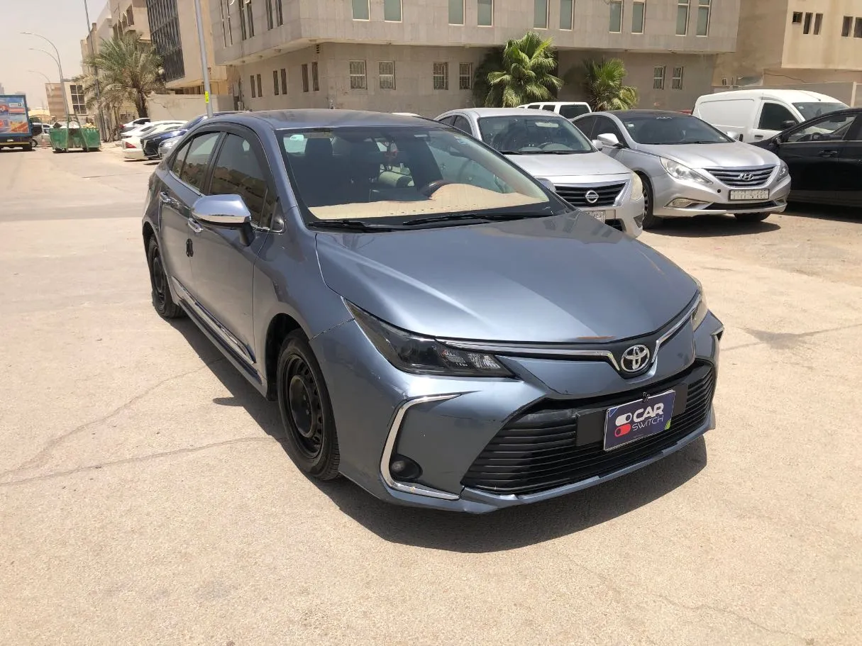 Car image 3