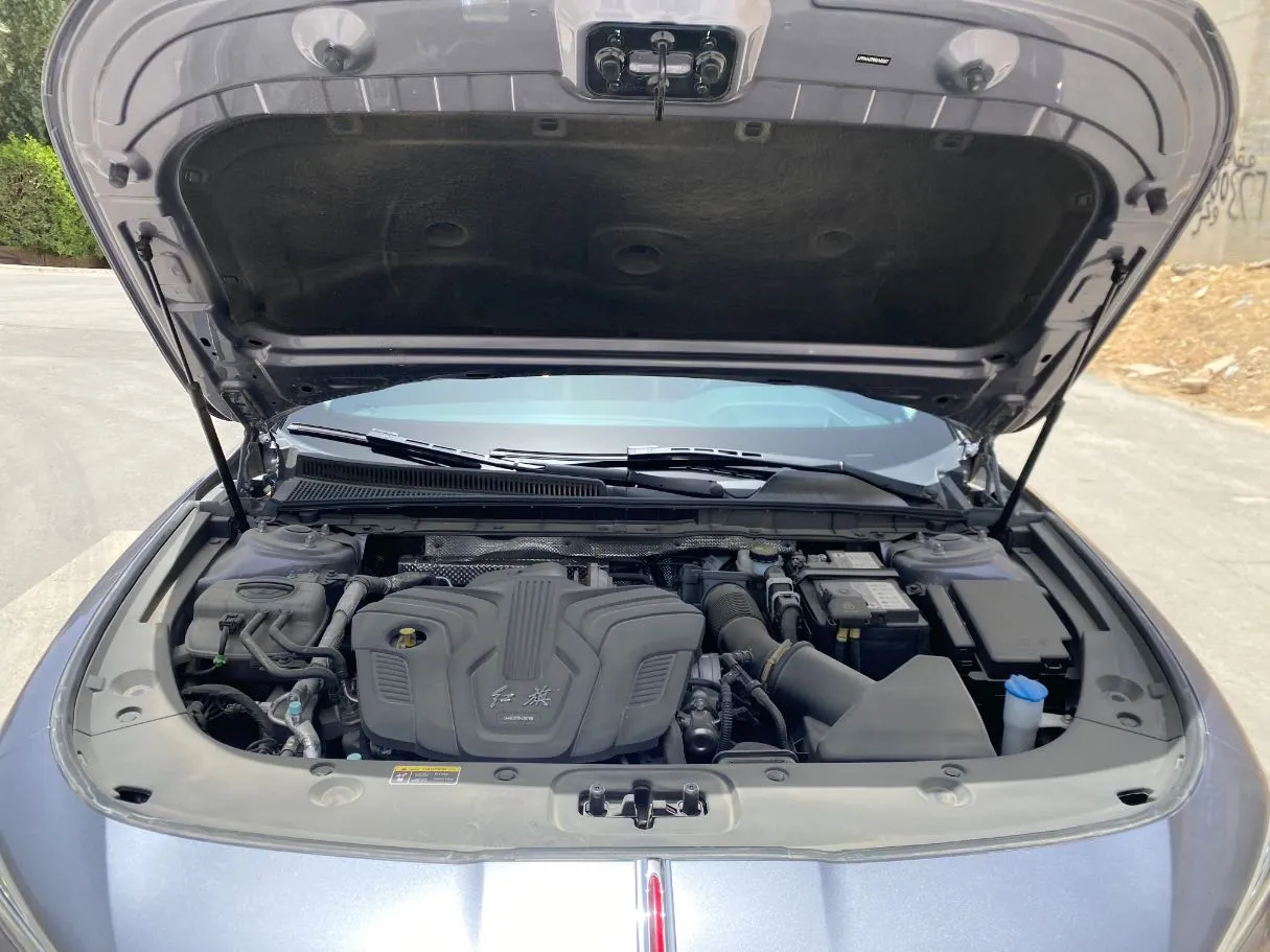 Car image 32