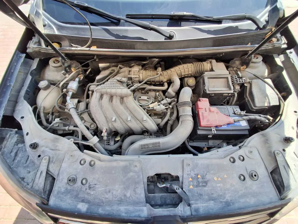 Car image 21