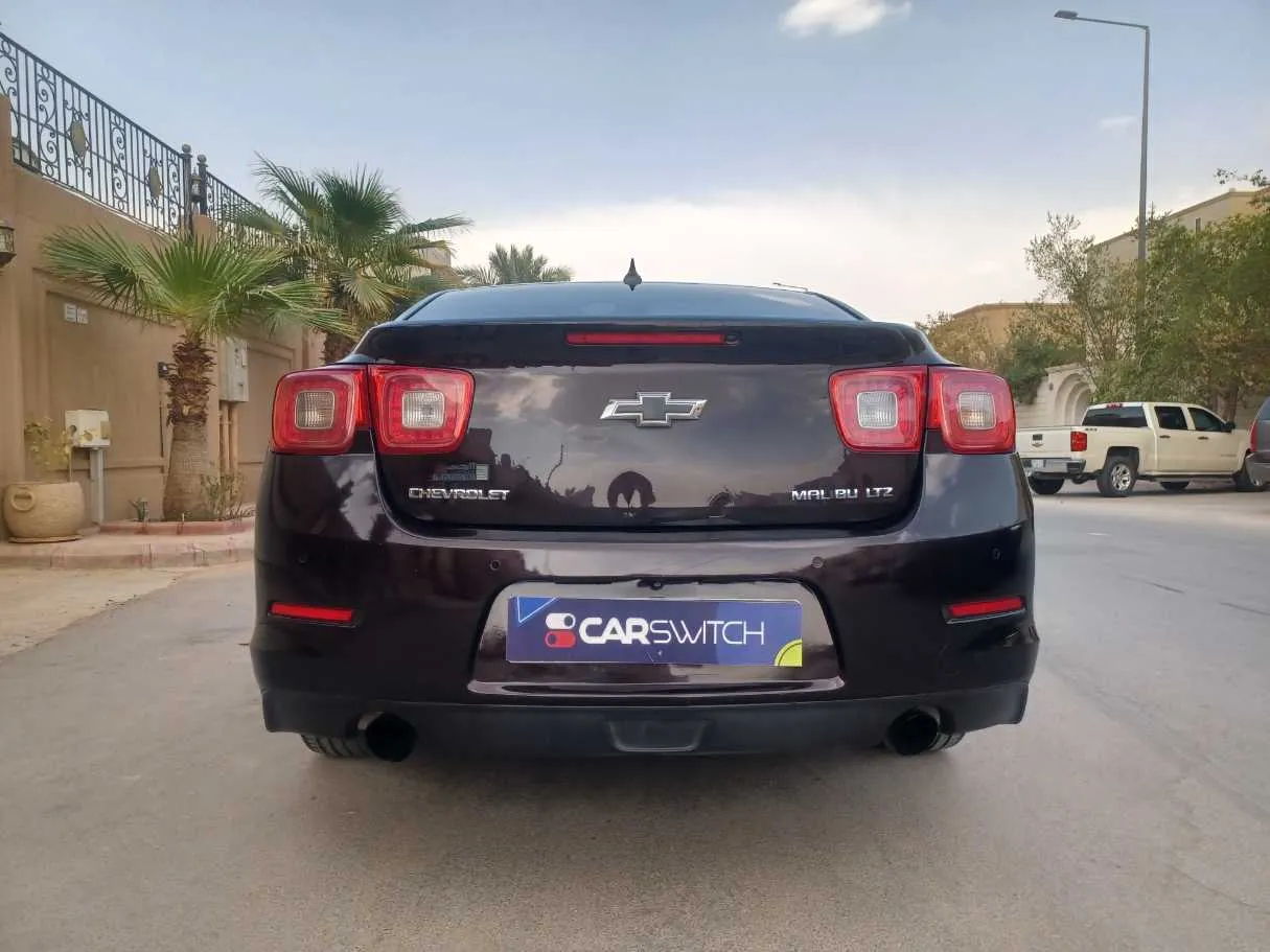 Car image 6