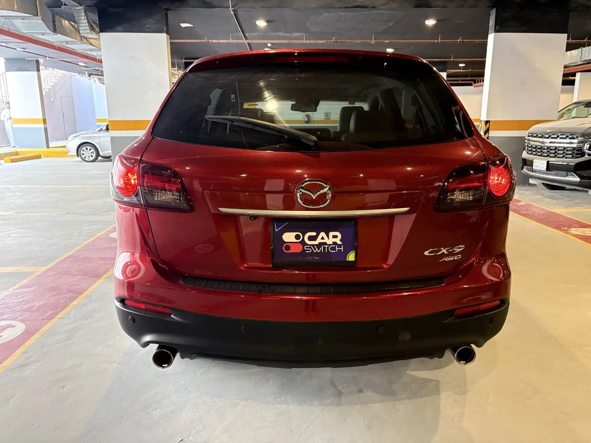 Car image 6