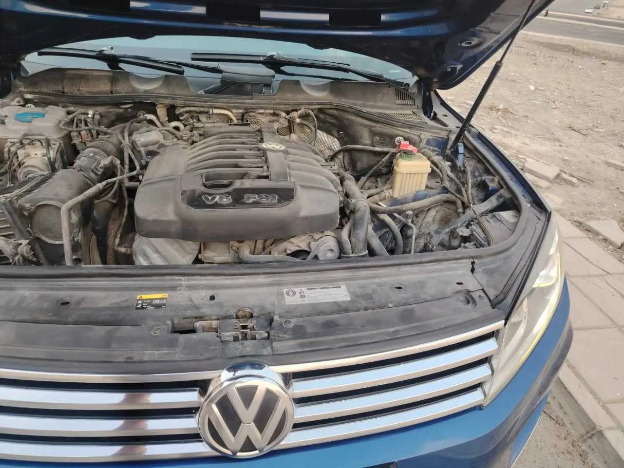 Car image 47