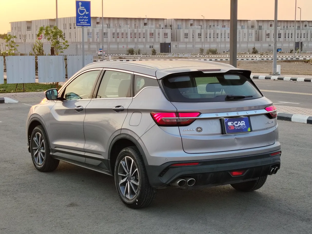 Car image 7