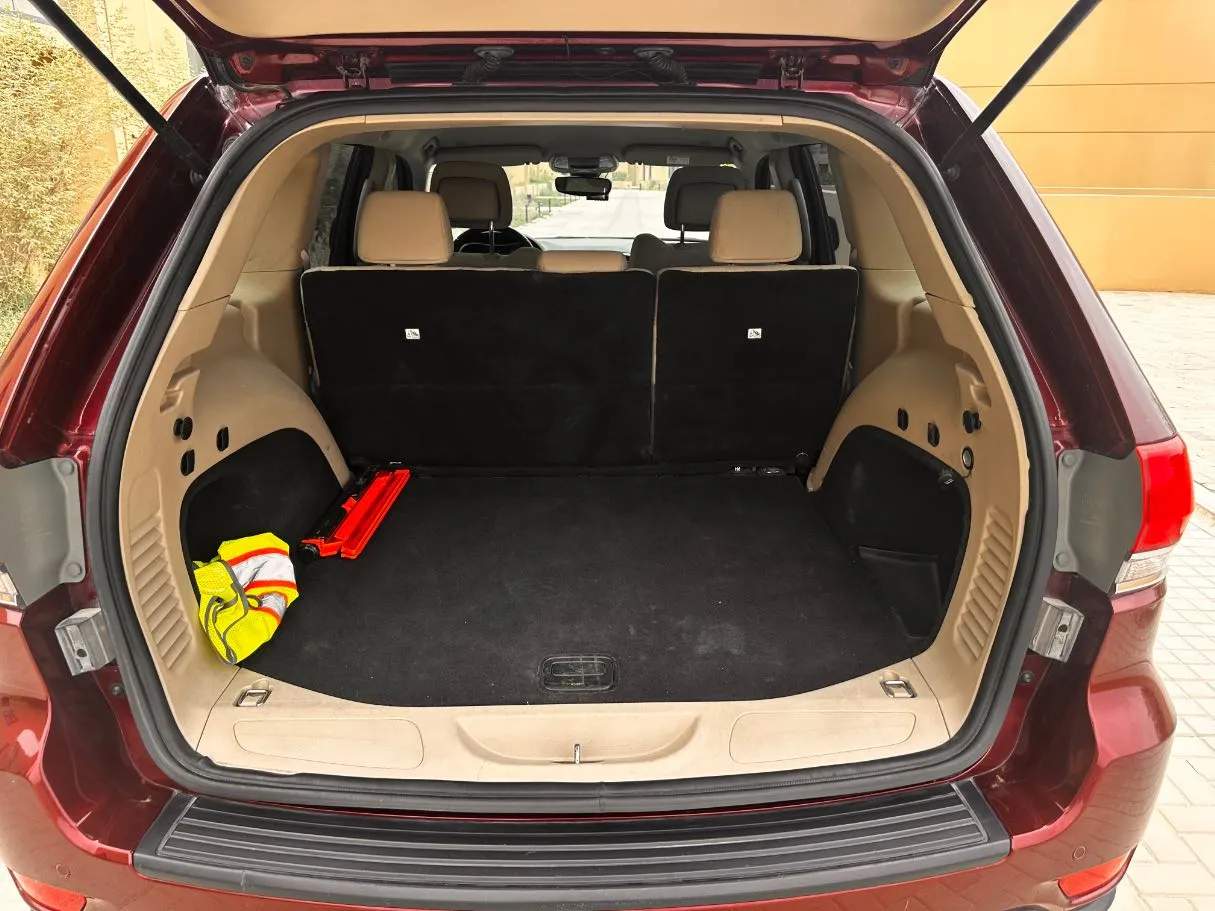 Car image 22