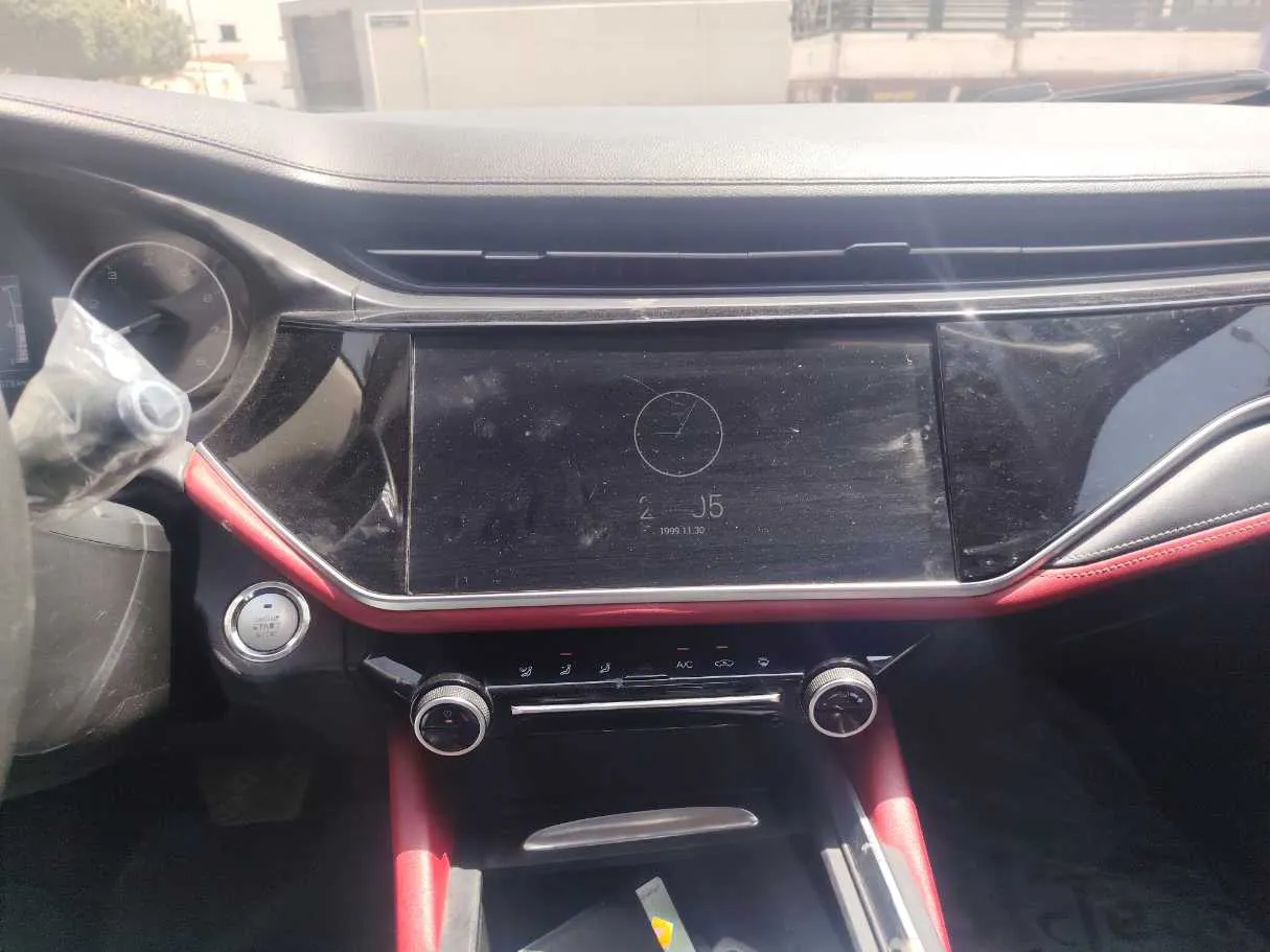 Car image 22