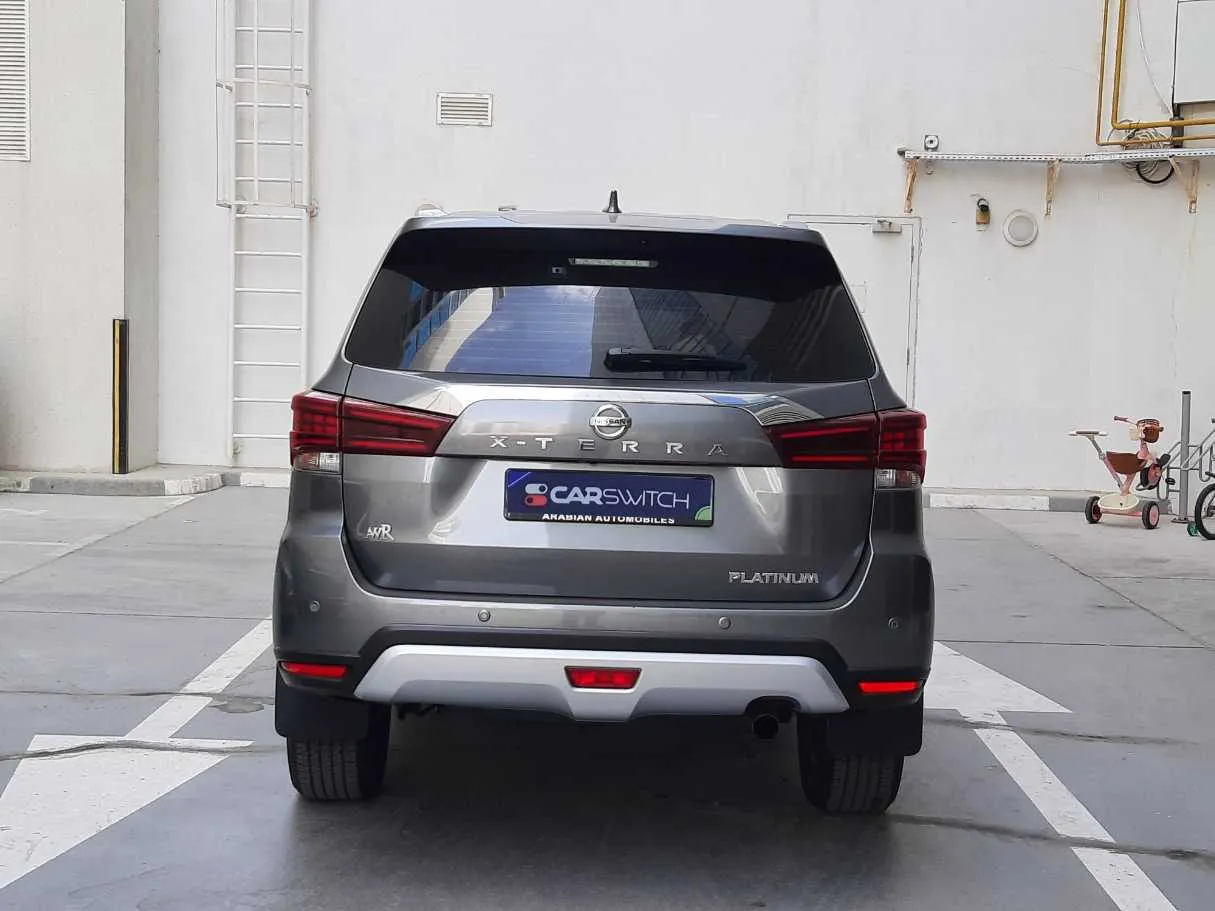 Car image 6