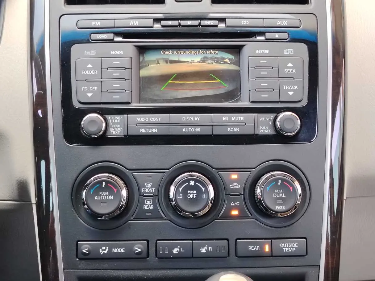 Car image 21