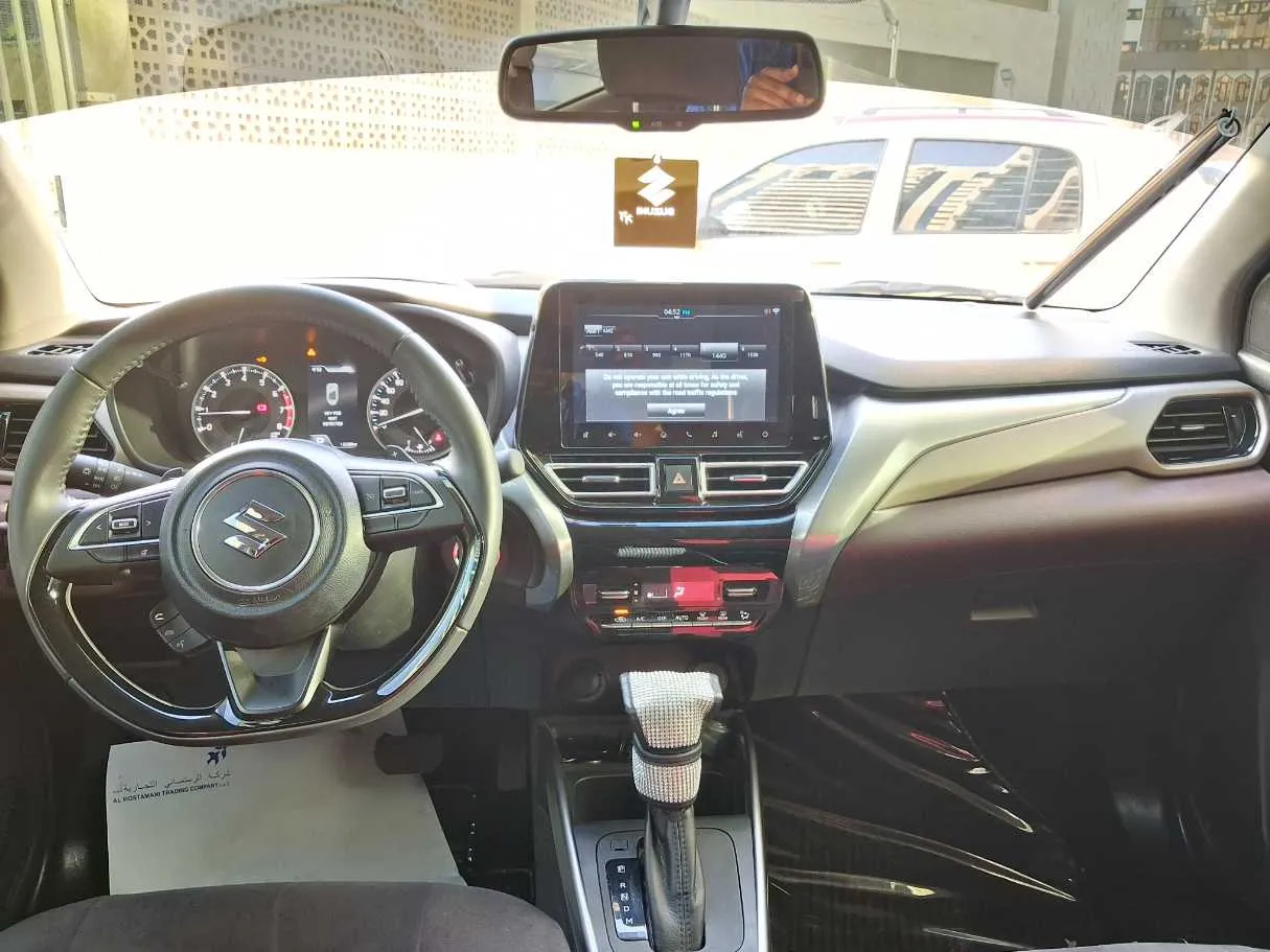 Car image 16