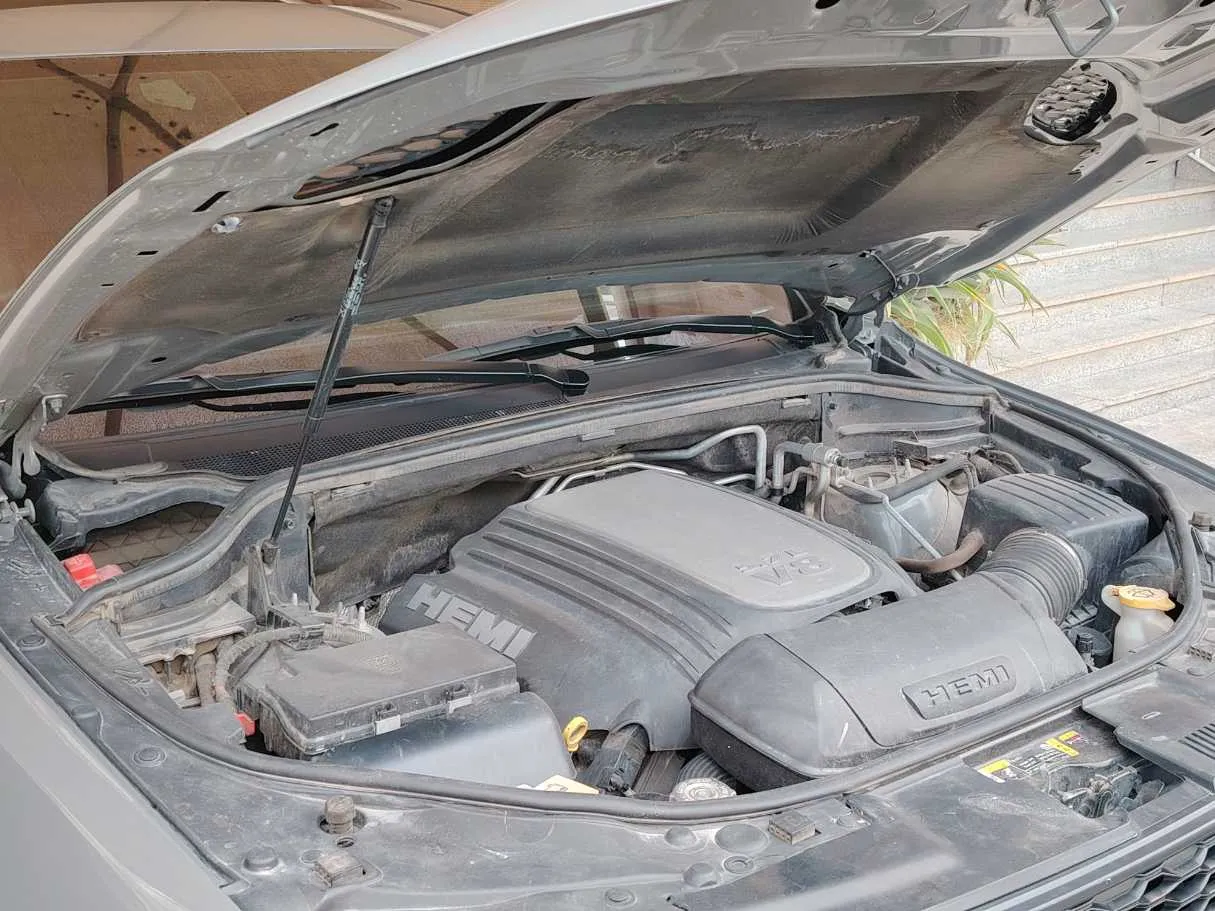 Car image 38