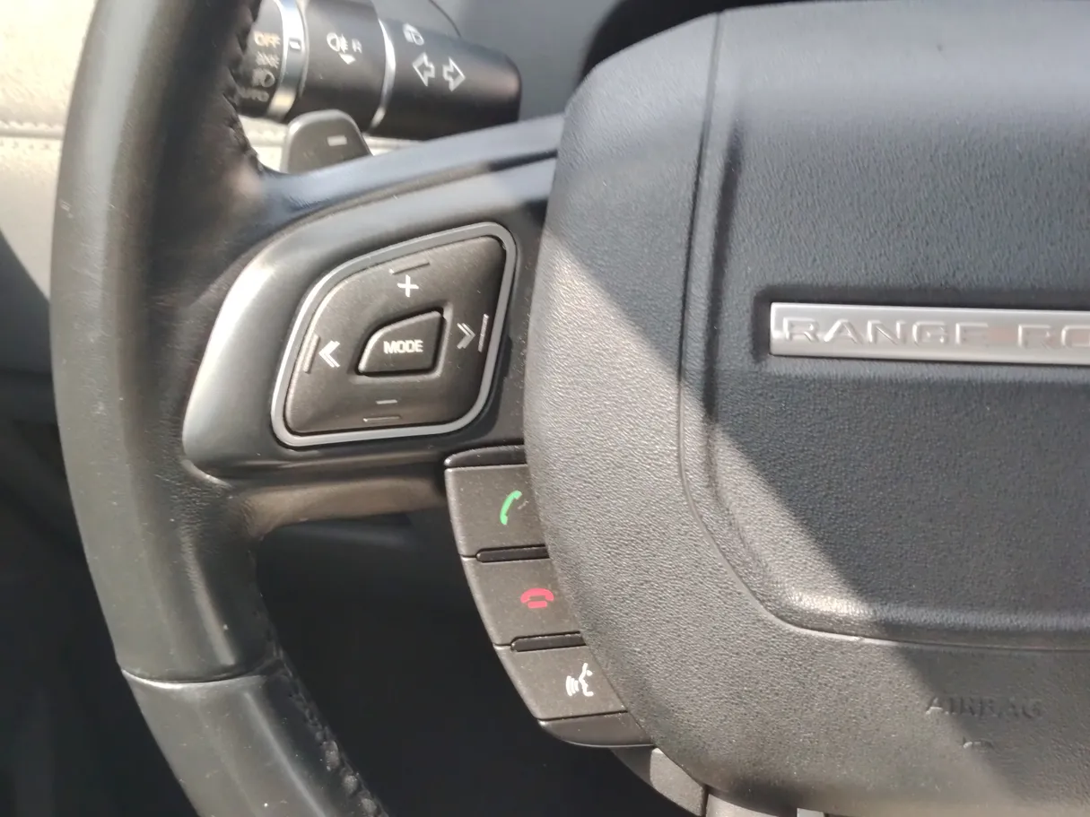 Car image 24