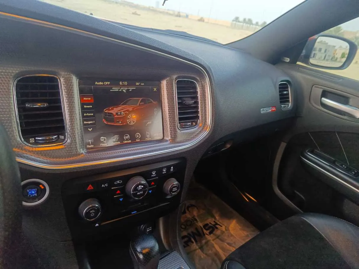 Car image 26