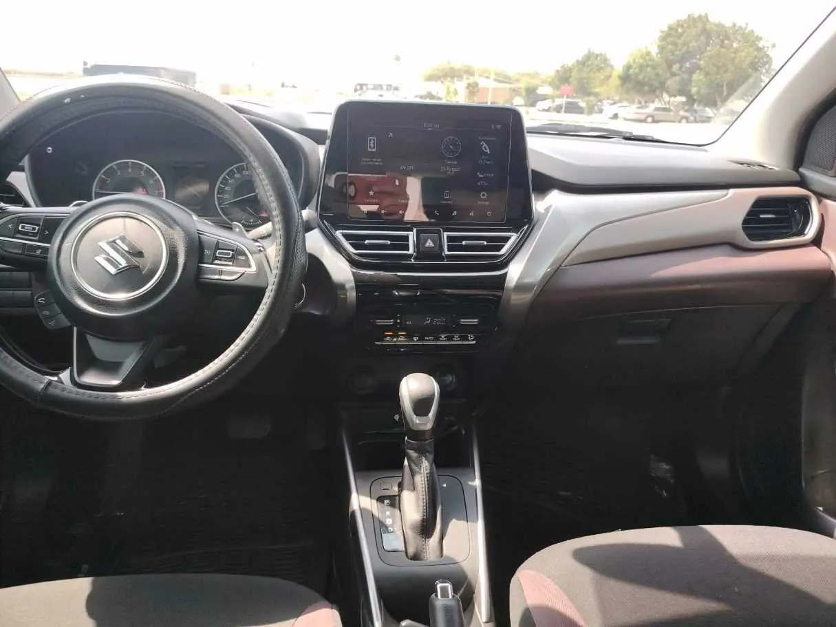 Car image 21