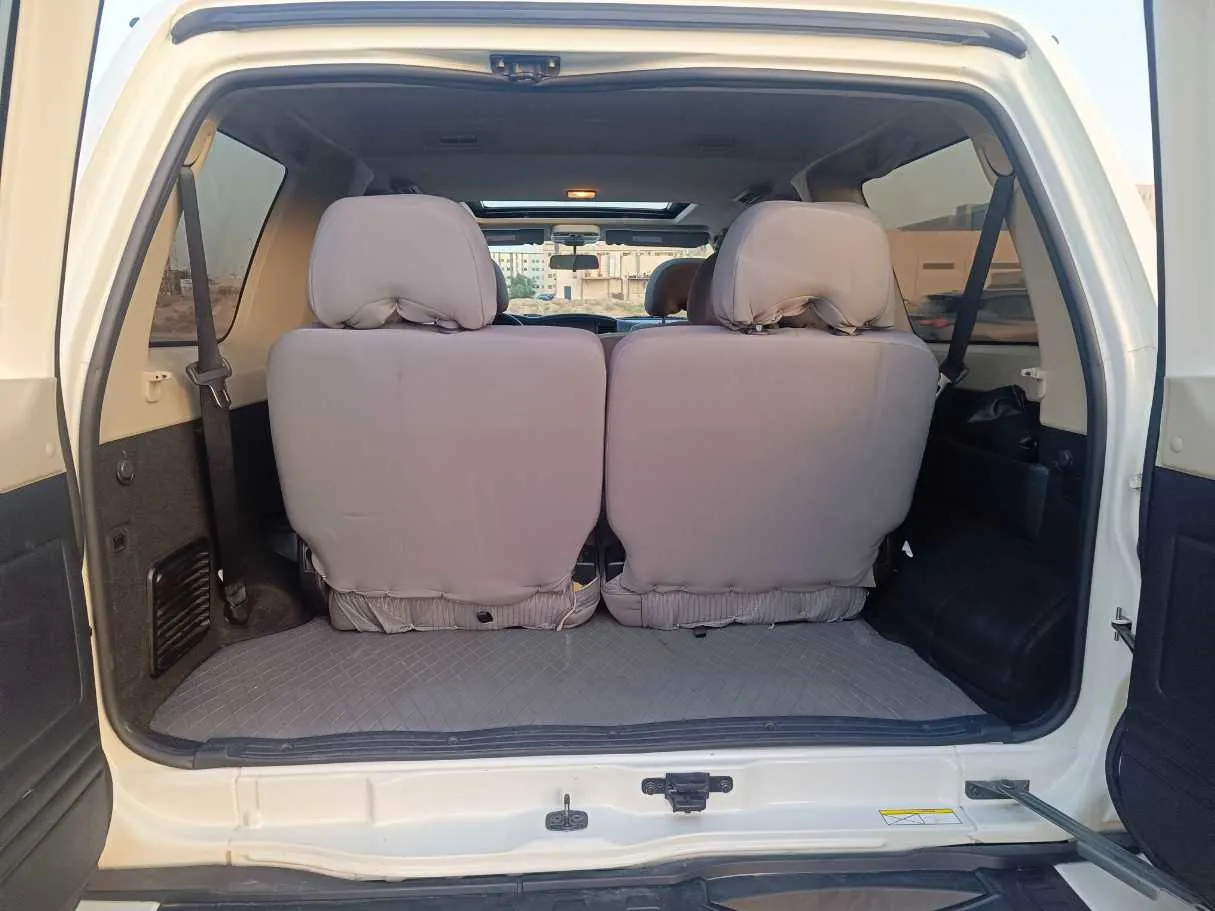 Car image 27