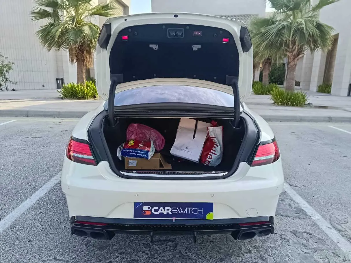 Car image 26