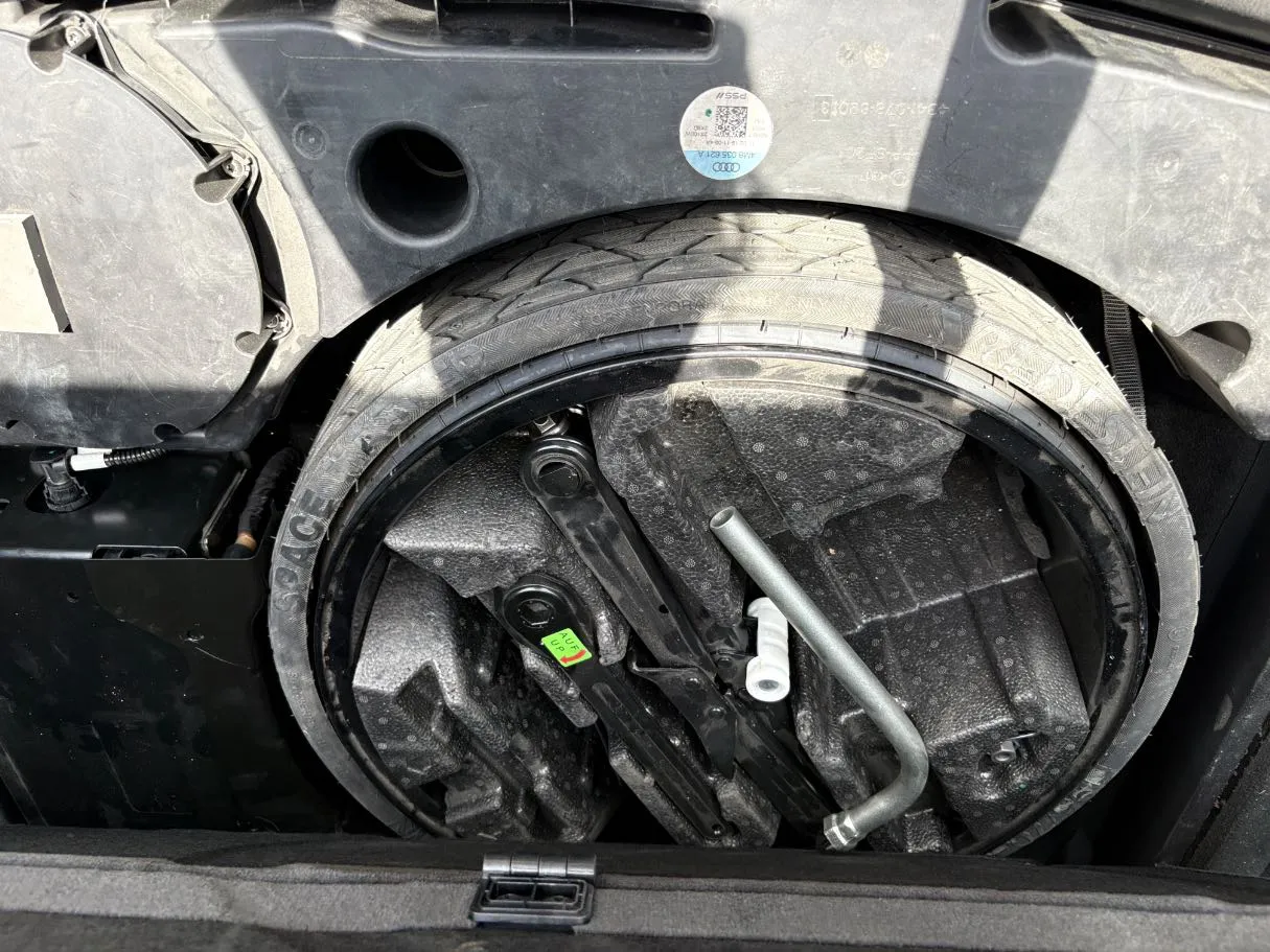 Car image 31